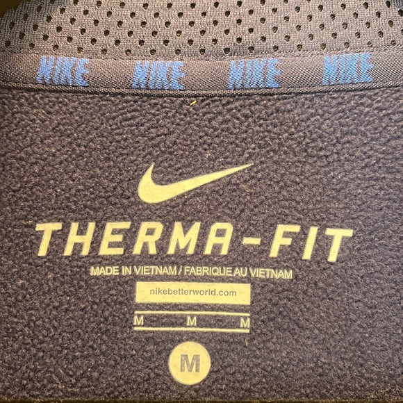 Nike Therma-Fit Blue Half Zipper Pullover with Light Blue Swoosh Size Medium - Picture 4 of 7